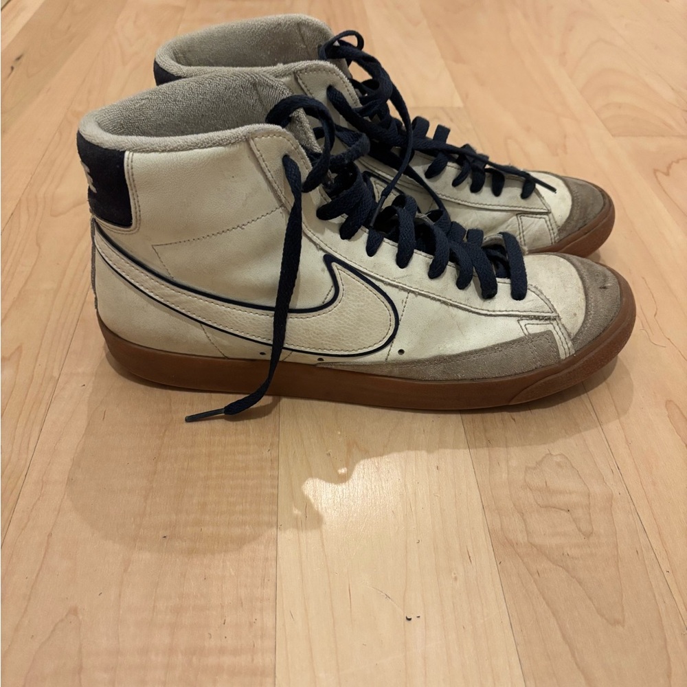Nike Blazers men size 12 vintage style limited addition